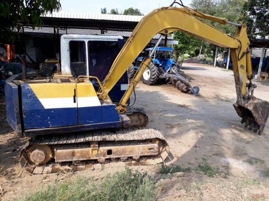 ขายรถแบคโฮ KOMATSU PC60-6 เอกสารอินวอย ระบบไฟเต็ม ราคา 450000 ขายรถแบคโฮ KOMATSU PC60-6 เอกสารอินวอย ระบบไฟเต็ม ราคา 450000