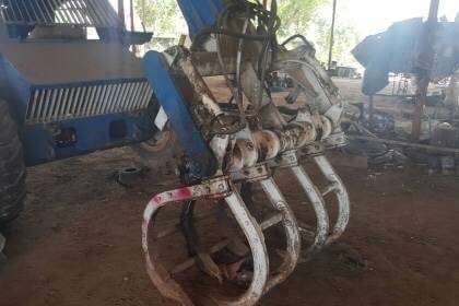 ขาย 365,000 รถคีบ 3 ล้อ เครื่อง ISUZU 85 แรงม้า ปั้มดี ยางเต็ม รถใช้งานได้ ขาย 365,000 รถคีบ 3 ล้อ เครื่อง ISUZU 85 แรงม้า ปั้มดี ยางเต็ม รถใช้งานได้