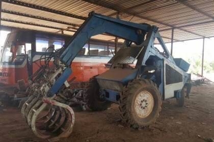 ขาย 365,000 รถคีบ 3 ล้อ เครื่อง ISUZU 85 แรงม้า ปั้มดี ยางเต็ม รถใช้งานได้