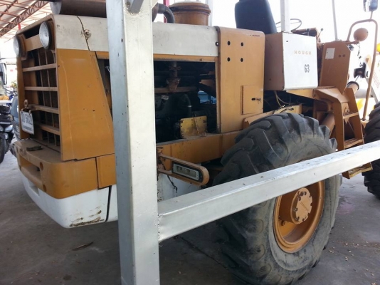 ขายรถตักล้อยาง2เพลา KOMATSU ต่อแขนแล้ว สภาพพร้อมใช้งาน ราคา590,000 สนใจโทร 090-8588220คุณนะ 093-3258446คุณบิว เว็บไซต์ส่วนตัว www.narong2truck.com www.truck.in.th/498 ID: narong498 ID: 0933258446 เพจ Facebook ณรงค์ ซื้อขายรถมือสอง กลุ่ม Facebook ณรงค์ ซื้