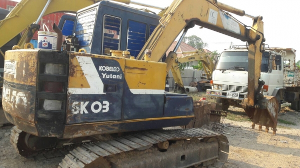 ขาย 395,000 KOBELCO sk 03-2 สภาพเก่านอก 2 ปีอิวอยท์ เครื่องดี ปั้มแรง เอวแน่น แอร์เย็น ช่วงล่างสวย รถอยู่ชลบุรี 090-772-3710 090-772-3708