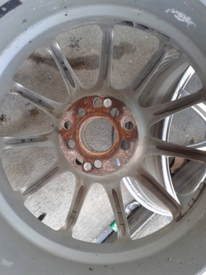 ขอบ17นิ้ว5รู100/114 ชุดนี้ ราคา 7700 บาท