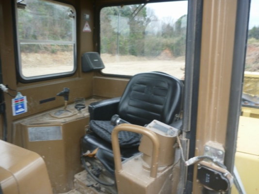 ขายแทรกเตอร์ CAT D6H 10Z ต้องสั่งนำเข้า