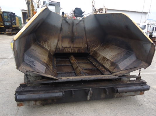 ขายรถปูยาง MF61WD ปูได้ 6 เมตร ต้องสั่งนำเข้า ขายรถปูยาง MF61WD ปูได้ 6 เมตร ต้องสั่งนำเข้า