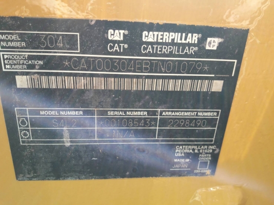 ขาย CATERPILLAR 304  CR  เก่าญี่ปุ่นแท้  สภาพสวย  เครื่องปั๊มดี  พร้อมใช้..โทร..089-3818694  ดวงนภา