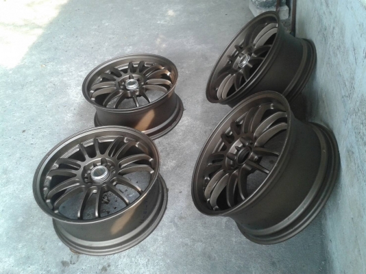 ขอบ18นิ้ว5รู114 ชุดนี้ ราคา 8900 บาท