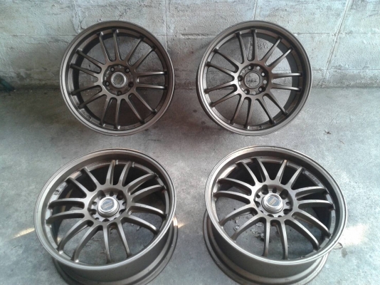 ขอบ18นิ้ว5รู114 ชุดนี้ ราคา 8900 บาท