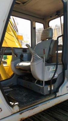 ขายSUMITOMO SH120A1  เก่าญี่ปุ่นแท้  สภาพดี  แทรค 70  มีลายแย๊ก  4,XXX  ชั่วโมง  ลองระบบกันได้ทุกวัน  โทร  089-3818694  ดวงนภา