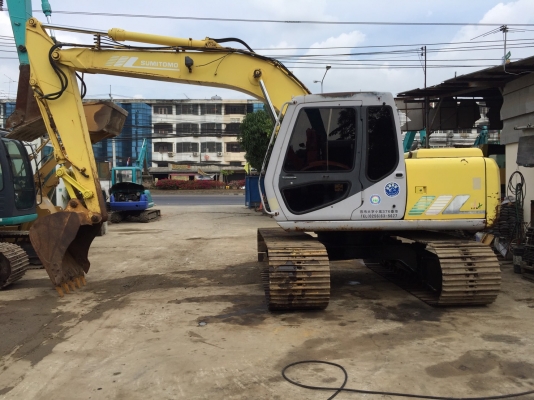 ขายSUMITOMO SH120A1  เก่าญี่ปุ่นแท้  สภาพดี  แทรค 70  มีลายแย๊ก  4,XXX  ชั่วโมง  ลองระบบกันได้ทุกวัน  โทร  089-3818694  ดวงนภา