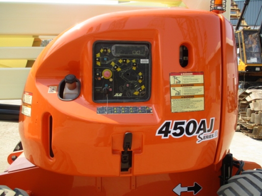 รถกระเช้า JLG 450AJ นำเข้าตรงจาก USAครับ รถกระเช้า JLG 450AJ นำเข้าตรงจาก USAครับ