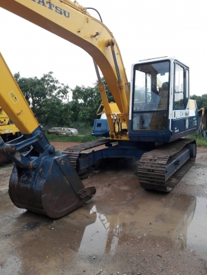 ขายKOMATSU PC120-5  เก่าญี่ปุ่นแท้  ตัวเดินใหญ่  คอนโทลสั้น  รถสวย สภาพดี พร้อมใช้  โทร 089-3818694 ดวงนภา