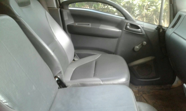 รถฮีโน่ 6 ล้อดั้ม FC4J 150 แรงม้า. ปี 48. สนใจติดต่อ 081 - 6079515