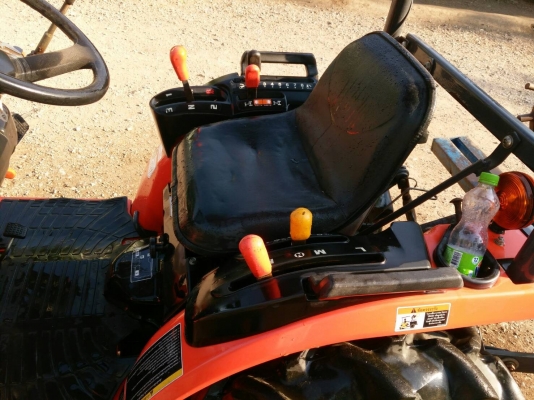 ขายรถไถ B 2420