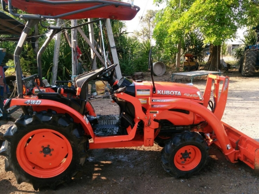 ขายรถไถ B 2420