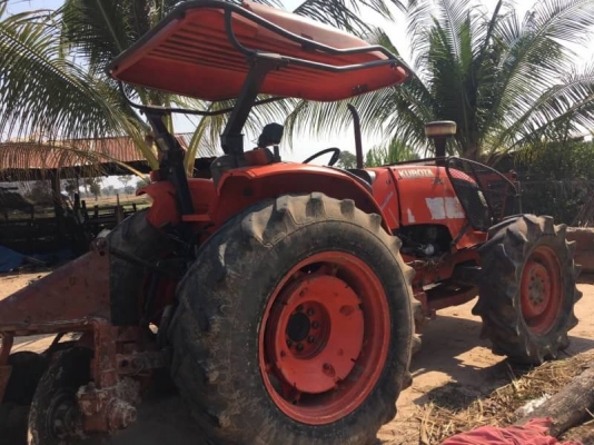 มัดจำแล้ว ลูกค้าจาก จ. อุดรธานี KUBOTA M7040 ราคา 345,000 บาท ปี 52 เครื่องดี เกียร์ดี. (ใบมีด หาง 7) เอกสารเล่มทะเบียน  รถอยู่ จ.ยโสธร  โทร 098-1862844
