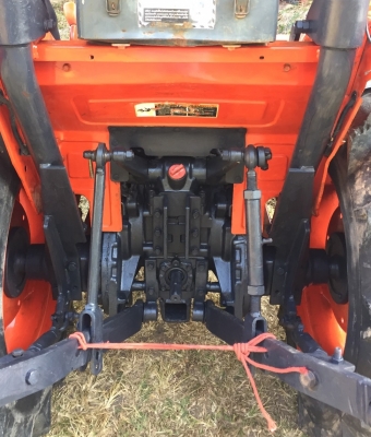 รถไถคูโบต้า L3208 Limited (4WD) มีใบมีดดันหน้าตราช้างใหม่ โรตารี่ RX162 เครื่องดี รถสวยพร้อมใช้งาน สนใจสอบถามได้ครับ