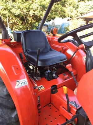 รถไถคูโบต้า L3208 Limited (4WD) มีใบมีดดันหน้าตราช้างใหม่ โรตารี่ RX162 เครื่องดี รถสวยพร้อมใช้งาน สนใจสอบถามได้ครับ