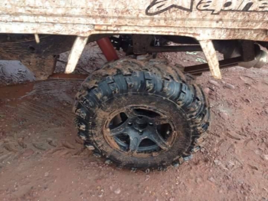 ขายล้อ กระป้อ4x4 12x7 et0