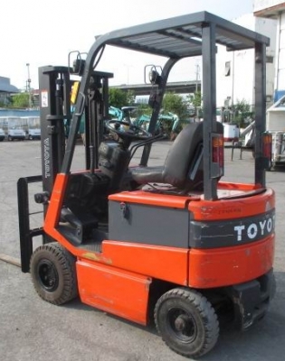 ขายรถยกไฟฟ้า TOYOTA 5FB15 พร้อมตู้ชาร์จ