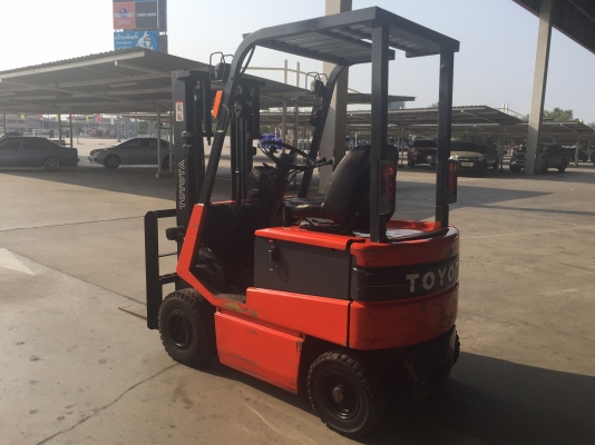 ขายรถยกไฟฟ้า TOYOTA 5FB15 พร้อมตู้ชาร์จ