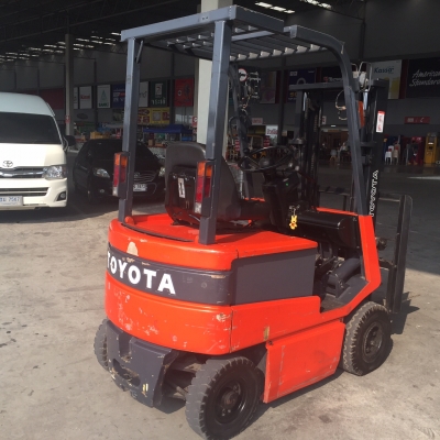 ขายรถยกไฟฟ้า TOYOTA 5FB15 พร้อมตู้ชาร์จ