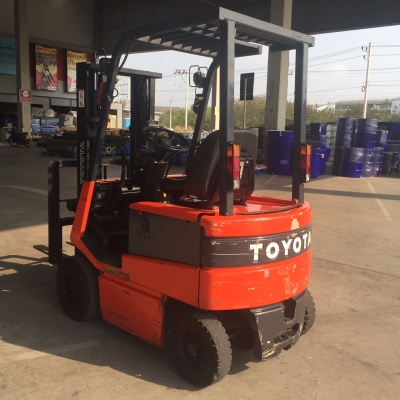 ขายรถยกไฟฟ้า TOYOTA 5FB15 พร้อมตู้ชาร์จ