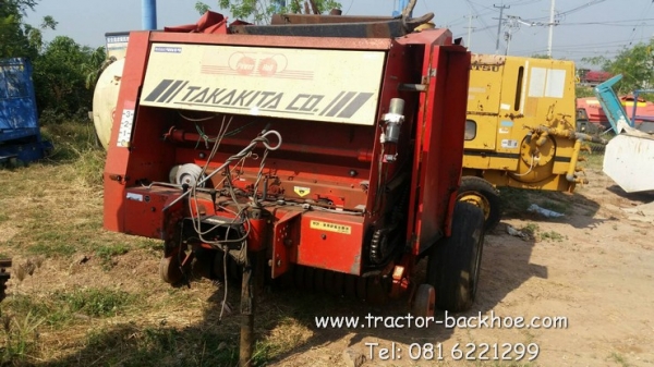 ขาย เครื่องม้วนฟาง เก่านอก สำหรับใส่รถไถนา แทรกเตอร์ ยี่ห้อ TAKAKITA