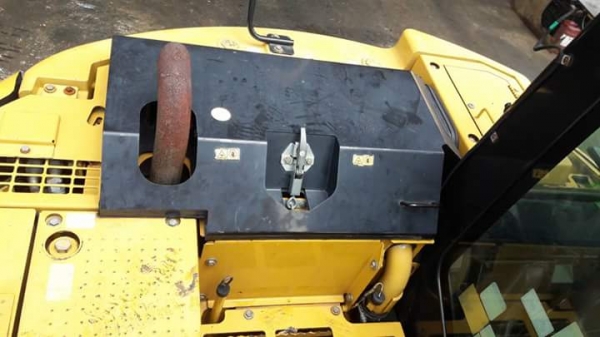 ขายCATERPILLAR  313D  เก่าญี่ปุ่นแท้  สภาพสวยมากๆๆ  เดิมๆๆเครื่องคอมมอนเรล  ลองระบบกันได้ทุกวัน  โทร  089-3818694  ดวงนภา