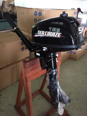 เครื่องยนต์เกาะท้ายเรือ Sea Cruize