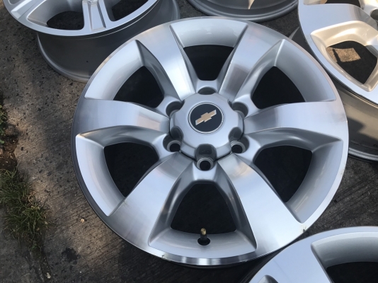 ล้อแม็กป้ายแดง เชฟโรเลต 6รู 139 ขอบ18 ล้อแม็กป้ายแดง เชฟโรเลต 6รู 139 ขอบ18