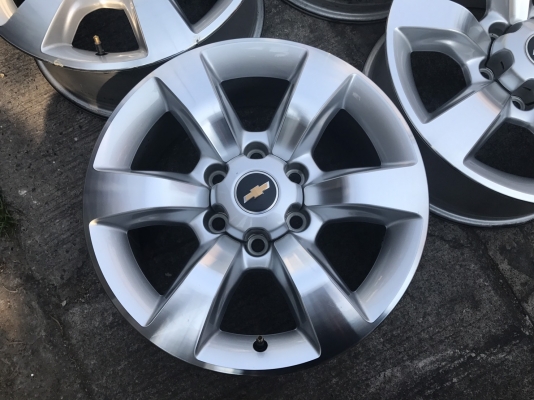 ล้อแม็กป้ายแดง เชฟโรเลต 6รู 139 ขอบ18 ล้อแม็กป้ายแดง เชฟโรเลต 6รู 139 ขอบ18