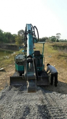 KOMATSU 50UU KOMATSU 50UU
