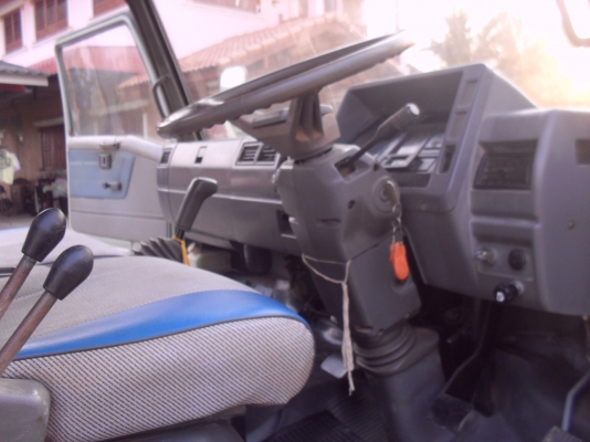 HINO FC2W 120 แรง ดั๊ม สวยๆเดิมๆ ครับ สนใจติดต่อ 089-8503558 เอ็กซ์ครับ