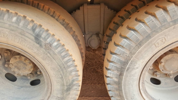 ขาย 10 ล้อ หัวยาว เพลาเดียว กระบะเหล็กคอกสูง เครื่อง 6BB1 145 แรงม้า คัสซีสวย ทะเบียนเต็มพร้อมโอน