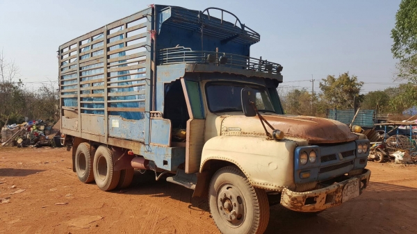 ขาย 10 ล้อ หัวยาว เพลาเดียว กระบะเหล็กคอกสูง เครื่อง 6BB1 145 แรงม้า คัสซีสวย ทะเบียนเต็มพร้อมโอน