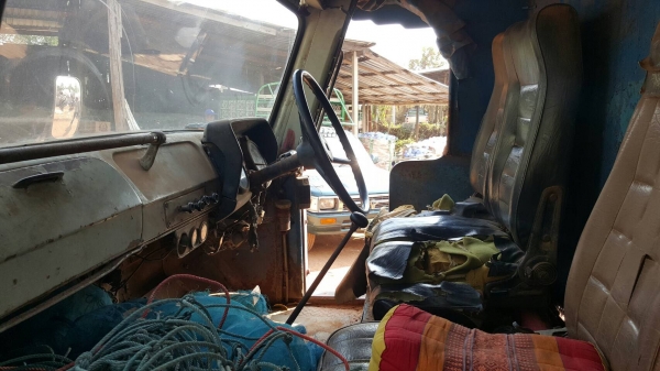 ขาย 10 ล้อ หัวยาว เพลาเดียว กระบะเหล็กคอกสูง เครื่อง 6BB1 145 แรงม้า คัสซีสวย ทะเบียนเต็มพร้อมโอน