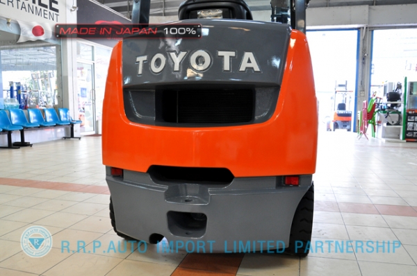 ขายรถโฟล์คลิฟท์มือสอง TOYOTA รุ่น  8FD25-10278  นำเข้าจากประเทศญี่ปุ่น 100\% ไม่เคยใช้งานในไทย