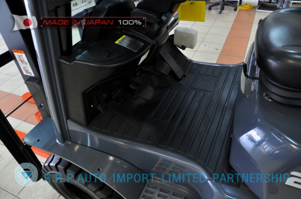 ขายรถโฟล์คลิฟท์มือสอง TOYOTA รุ่น  8FD25-10278  นำเข้าจากประเทศญี่ปุ่น 100\% ไม่เคยใช้งานในไทย