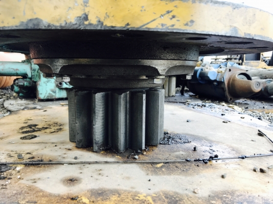 ขาย มอเตอร สวิง CAT320D ท่อนล่าง ขาย มอเตอร สวิง CAT320D ท่อนล่าง