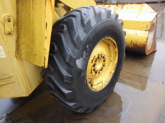 ขายรถตัก ยี่ห้อTCM รุ่น830-2 ขายรถตัก ยี่ห้อTCM รุ่น830-2