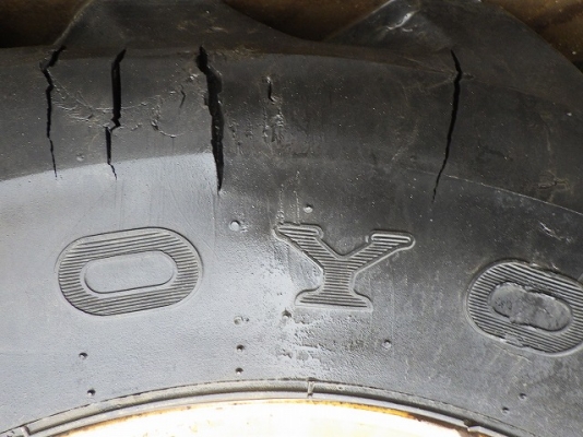 ขายรถตัก ยี่ห้อTCM รุ่น830-2 ขายรถตัก ยี่ห้อTCM รุ่น830-2