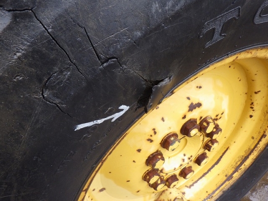 ขายรถตัก ยี่ห้อTCM รุ่น830-2 ขายรถตัก ยี่ห้อTCM รุ่น830-2