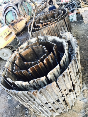 ขาย โซ่พร้อมแผ่น สวยๆถอดจากCAT320D