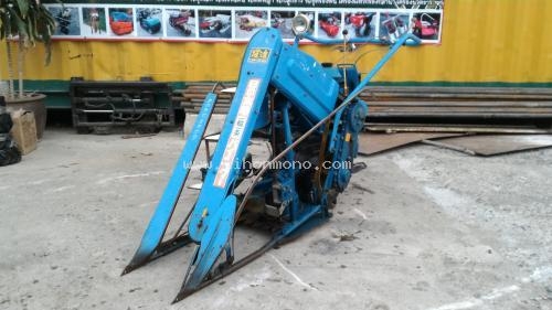 ราคาพิเศษ 10,000 บาท!! รถเกี่ยวข้าวเดินตาม รุ่น : UB305 รหัสสินค้า : 80903908 Tel.081-8283376, 087-6773704