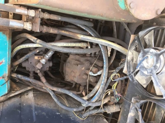 SUMITOMO S160F2 คอนโทรลสั้น 325,000 บาท  (เท่ากับ SK60) เครื่องดี ปั้มแรง โช่หนา เอวแน่น เอกสารชื้อขาย  รถอยู่ จ.อุดรธานี โทร 098-1862844ไอดีไลน์ ja5657