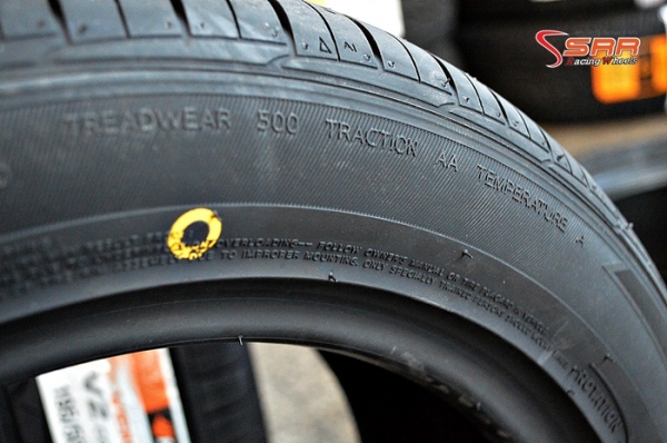 HANKOOK V2 CONCEPT2 195/50R15 ปี17 เส้นละ 1,750 บาท