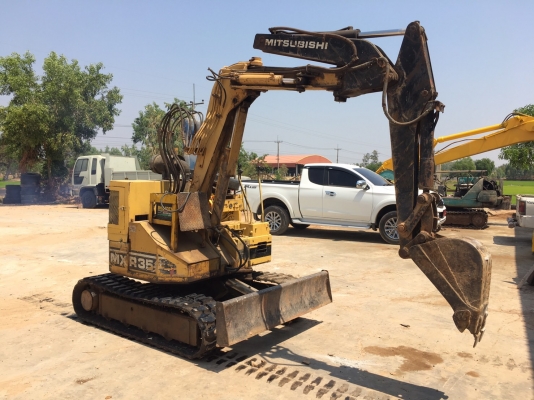 MITSU MX35UU 185,000 บาท แทรคยาง ใหม่ 1 ข้าง เครื่องปี ปั้มดี เอกสารชื้อขาย