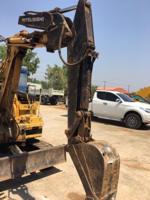 MITSU MX35UU 185,000 บาท แทรคยาง ใหม่ 1 ข้าง เครื่องปี ปั้มดี เอกสารชื้อขาย