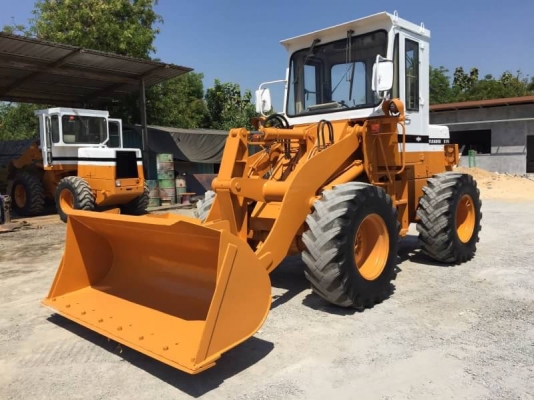 ขาย รถตัก KOMATSU 510 กรองเดี่ยว ซีเรียลสูง นำเข้าจากญี่ปุ่น 090-986-2521 อ๊อบ