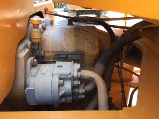 ขาย รถตัก KOMATSU 510 กรองเดี่ยว ซีเรียลสูง นำเข้าจากญี่ปุ่น 090-986-2521 อ๊อบ